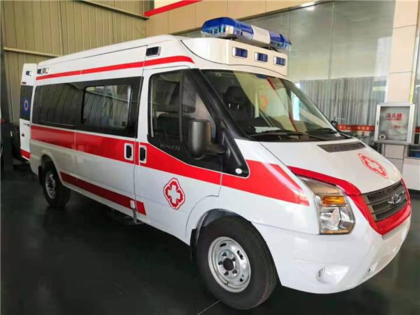 衡山县福特V362救护车